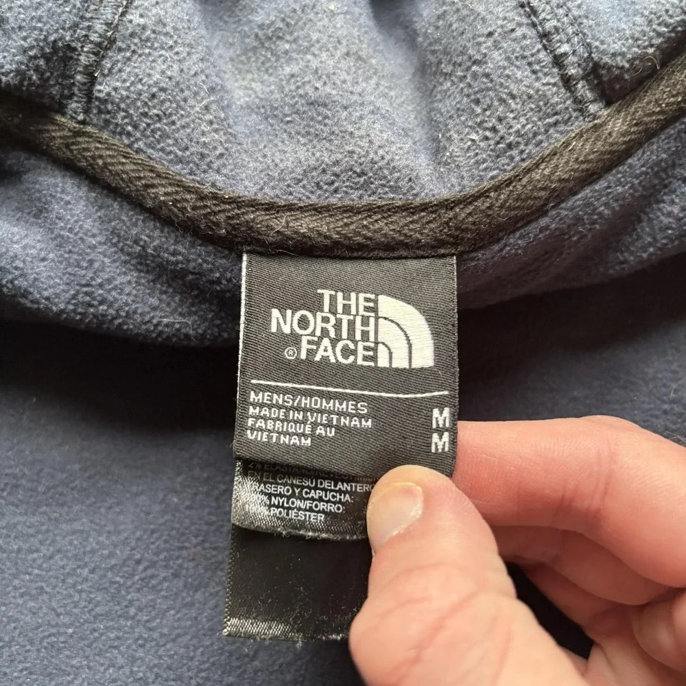 The North‎ Face Jacket Mens Medium Navy Black Hooded Zip Snap Fleece Pockets